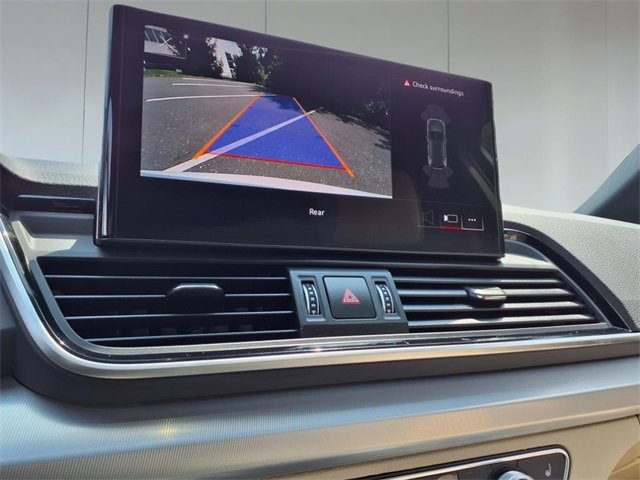Certified 2025 Audi Q5 2.0T Premium w/ Convenience Plus Package image 19