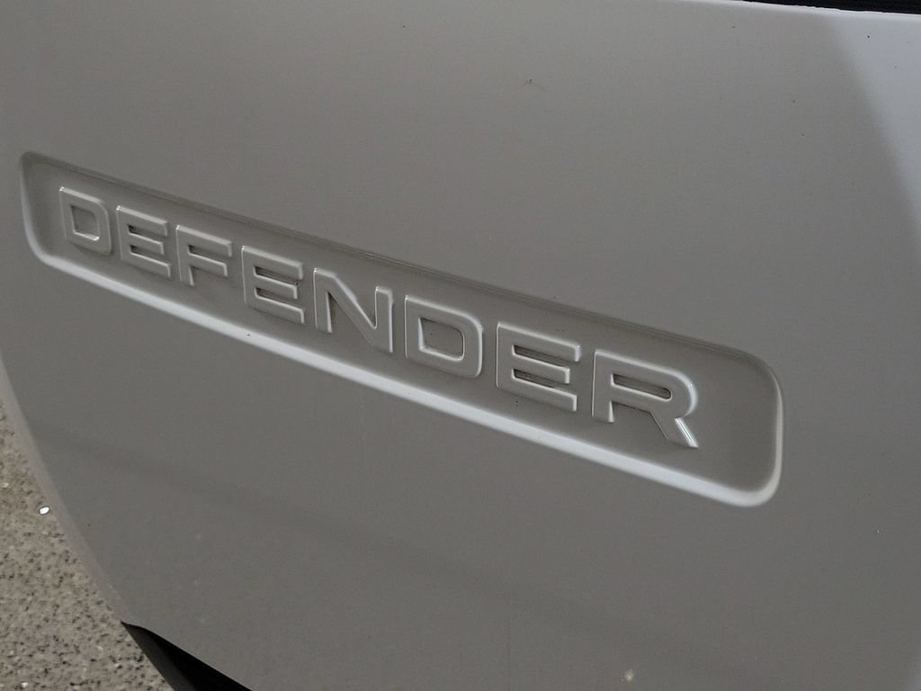 Used 2021 Land Rover Defender 110 X-Dynamic HSE AWD/4WD image 7