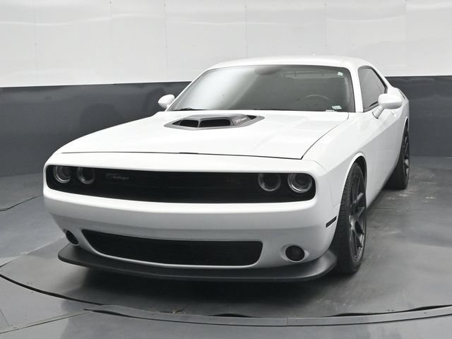 Used 2016 Dodge Challenger R/T Scat Pack RWD image 33