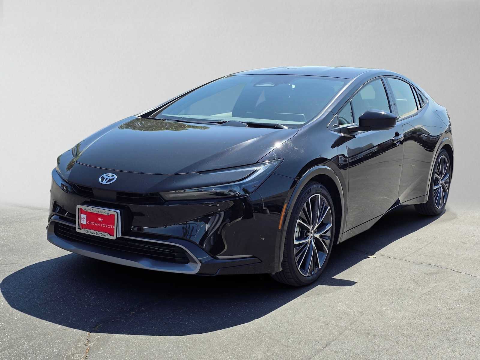 Certified 2026 Toyota Prius XLE FWD image 7