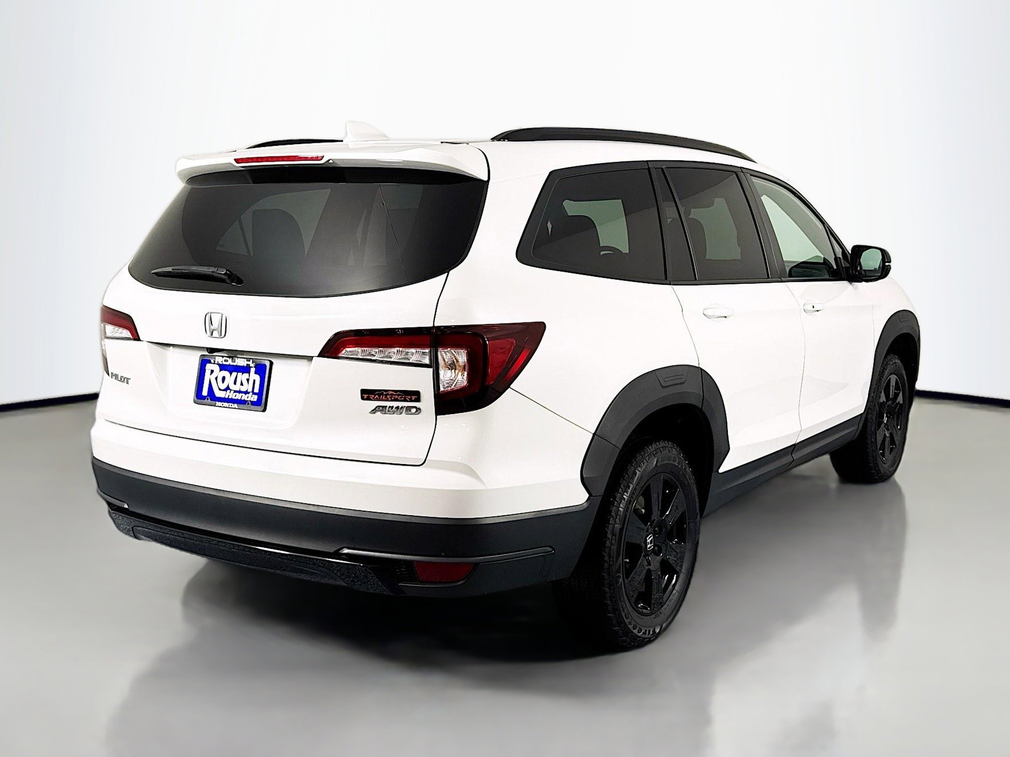 Certified 2022 Honda Pilot TrailSport image 5