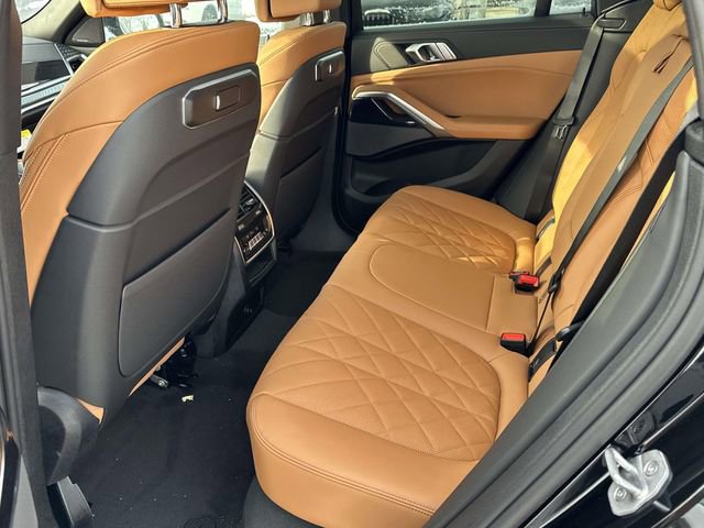 New 2026 BMW X6 xDrive40i w/ Climate Comfort Package image 8