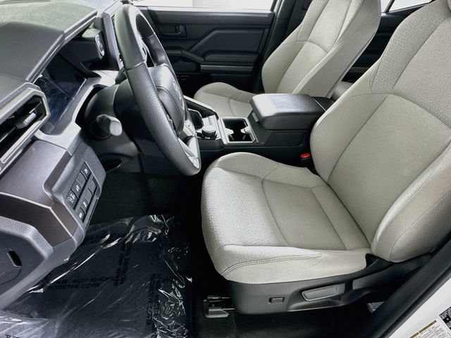 Used 2025 Toyota 4Runner SR5 AWD/4WD image 9