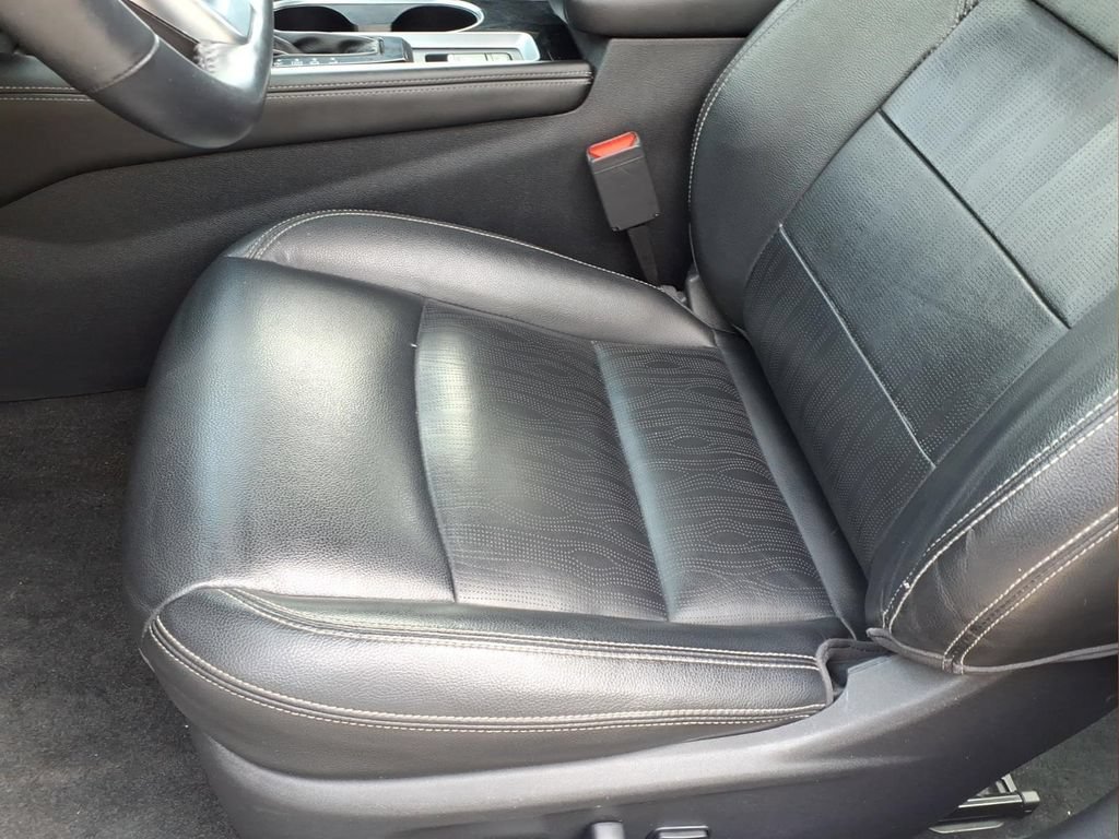 Used 2020 Nissan Altima 2.5 Platinum AWD/4WD image 15