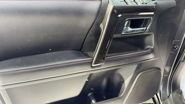 Used 2018 Toyota 4Runner TRD Off-Road Premium image 22