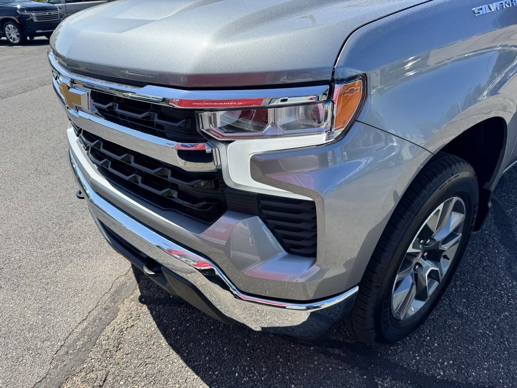 New 2026 Chevrolet Silverado 1500 LT image 13