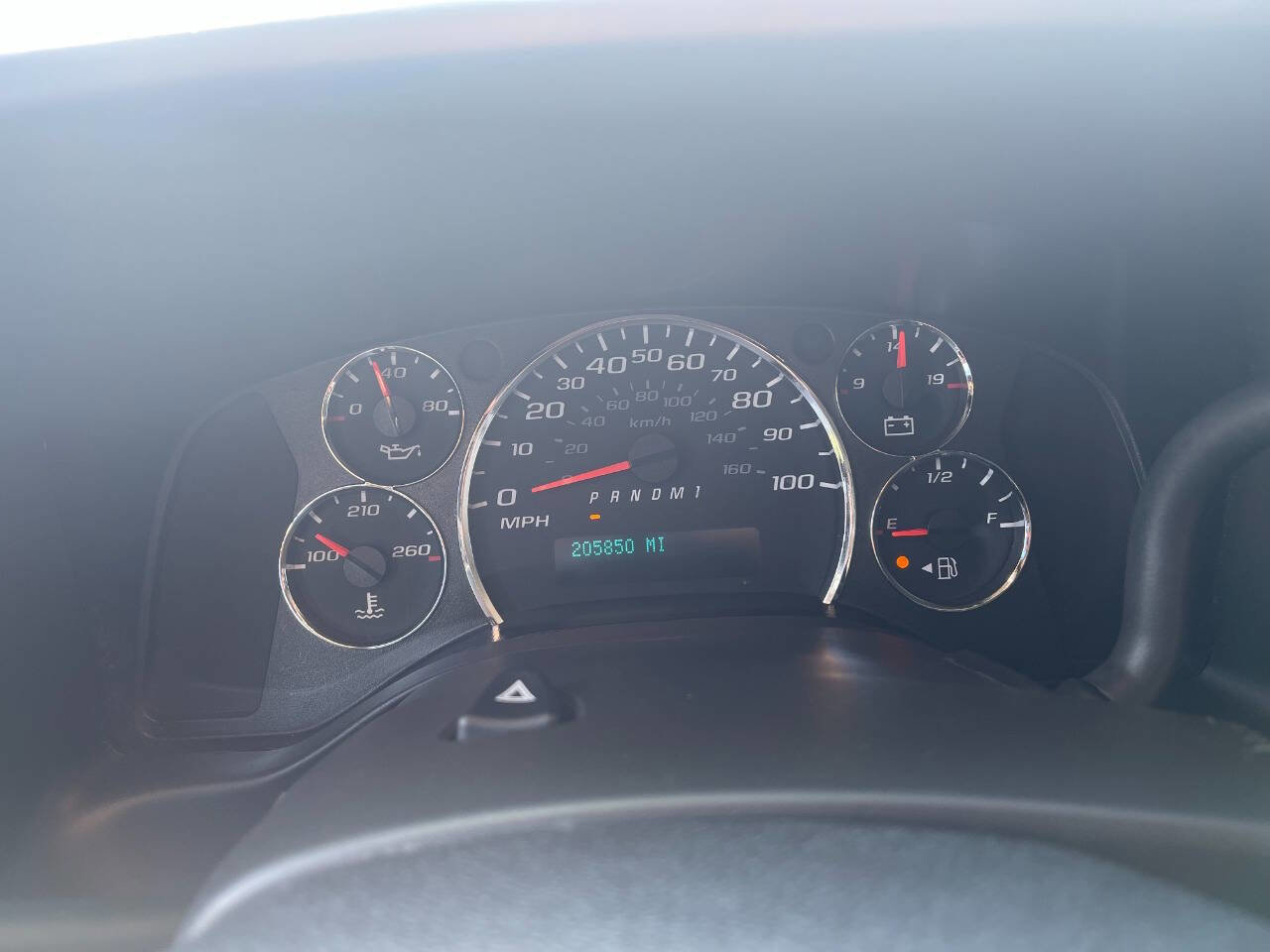 Used 2014 Chevrolet Express 2500 image 16