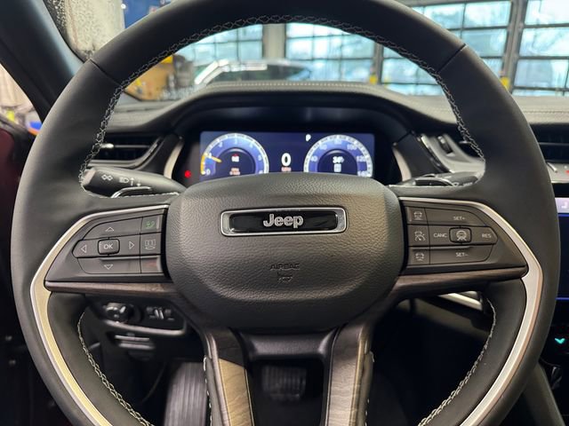 New 2026 Jeep Grand Cherokee L Limited AWD/4WD image 19