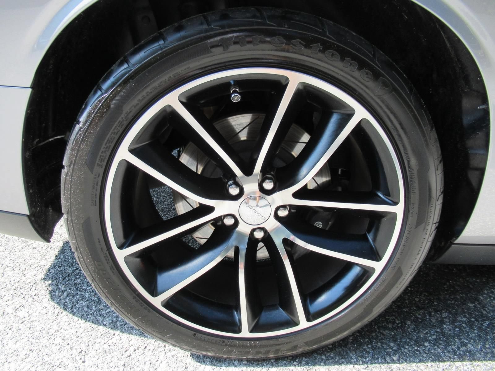 Used 2015 Dodge Challenger R/T Scat Pack w/ Leather Interior Group RWD image 8