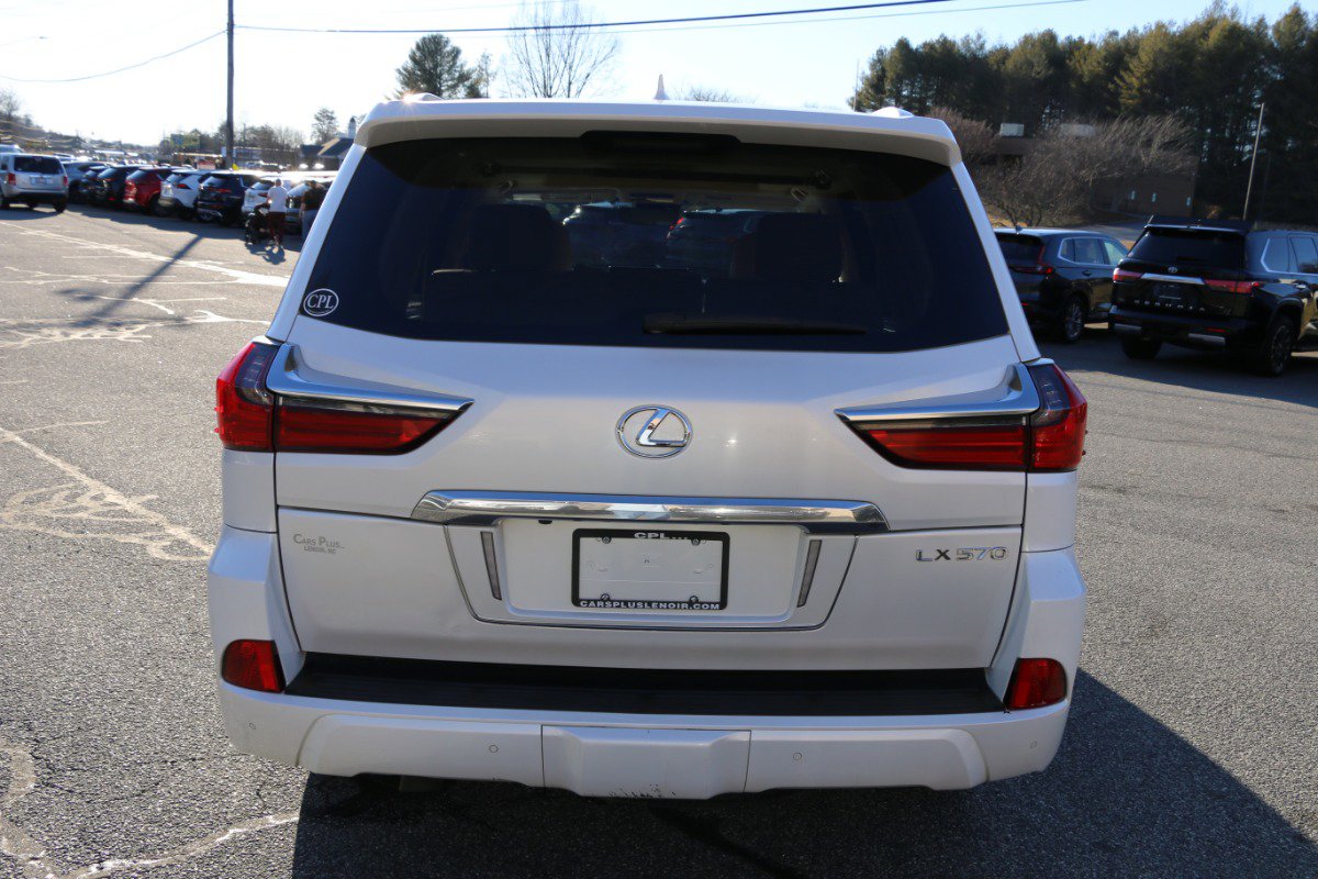 Used 2018 Lexus LX 570 4WD image 4
