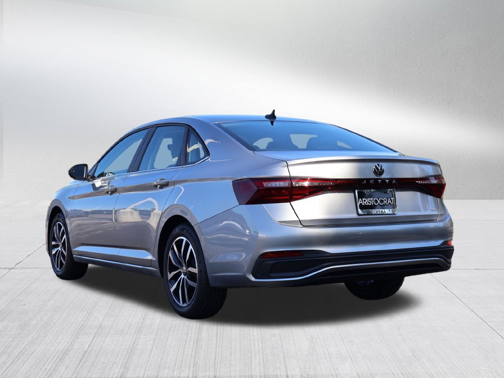 Used 2026 Volkswagen Jetta SE FWD image 22