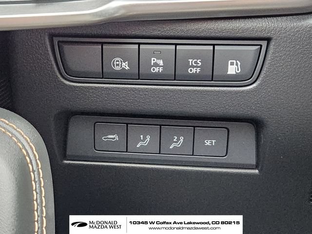 Certified 2025 MAZDA CX-70 Plug-In Hybrid w/ Premium Pkg AWD/4WD image 23