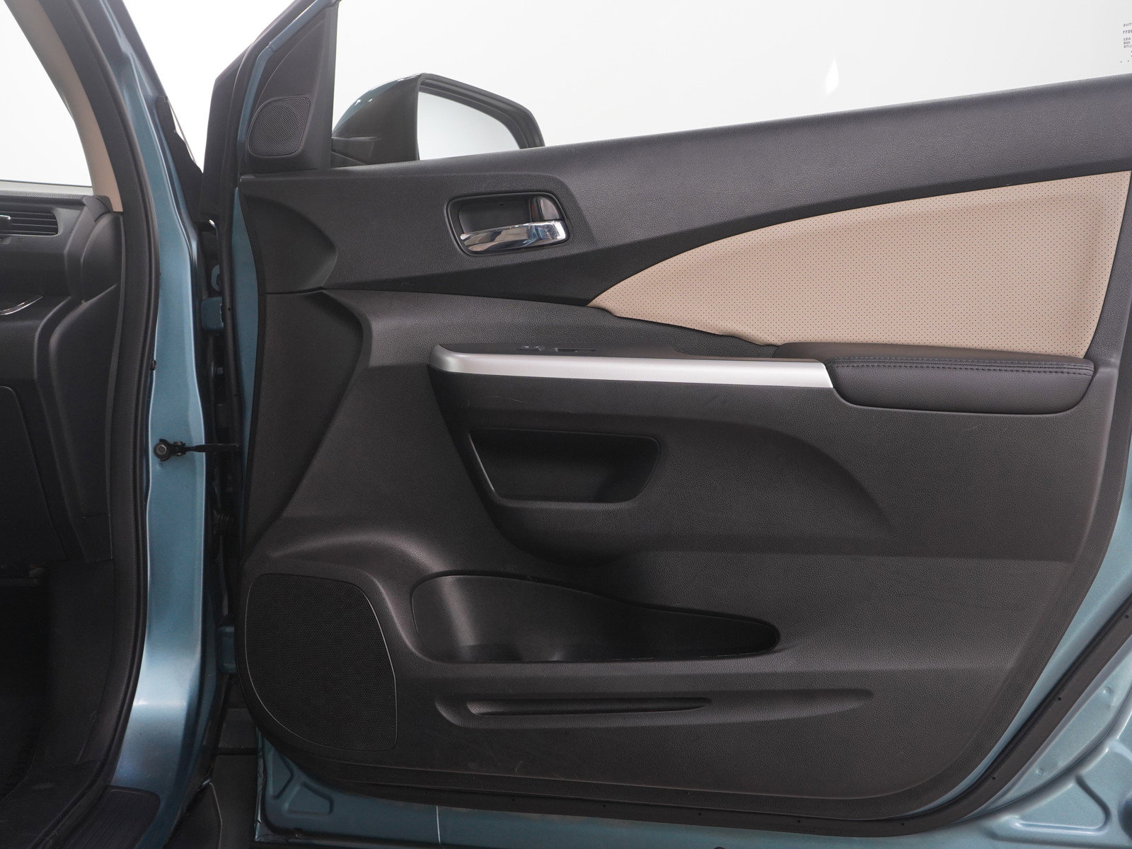 Used 2015 Honda CR-V EX-L image 9