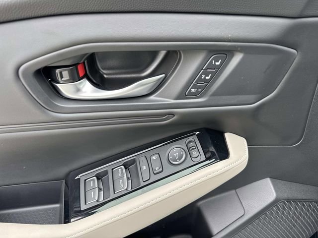 New 2026 Honda Accord Touring image 9