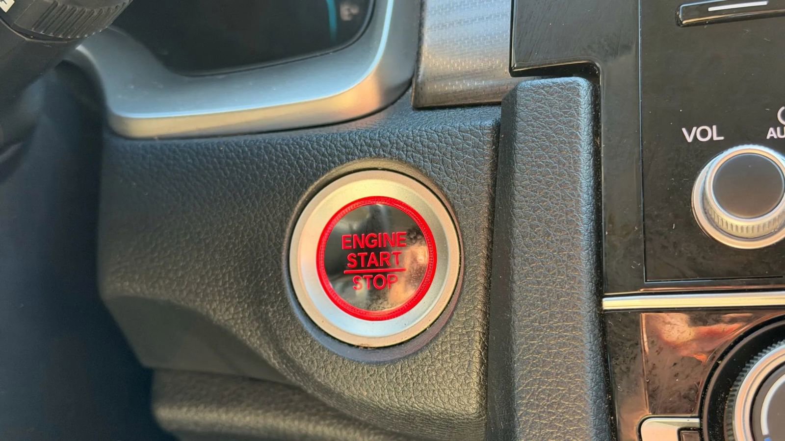 Used 2020 Honda Civic EX-L image 31