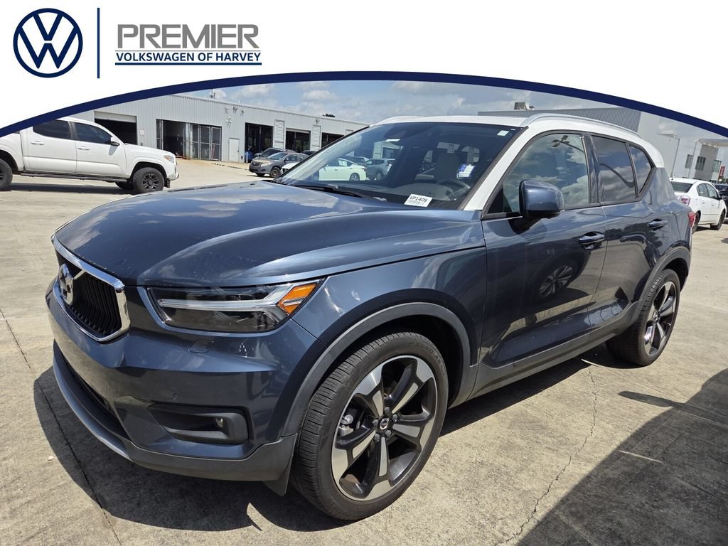 Used 2021 Volvo XC40 T5 Momentum w/ Premium Package AWD/4WD video 1