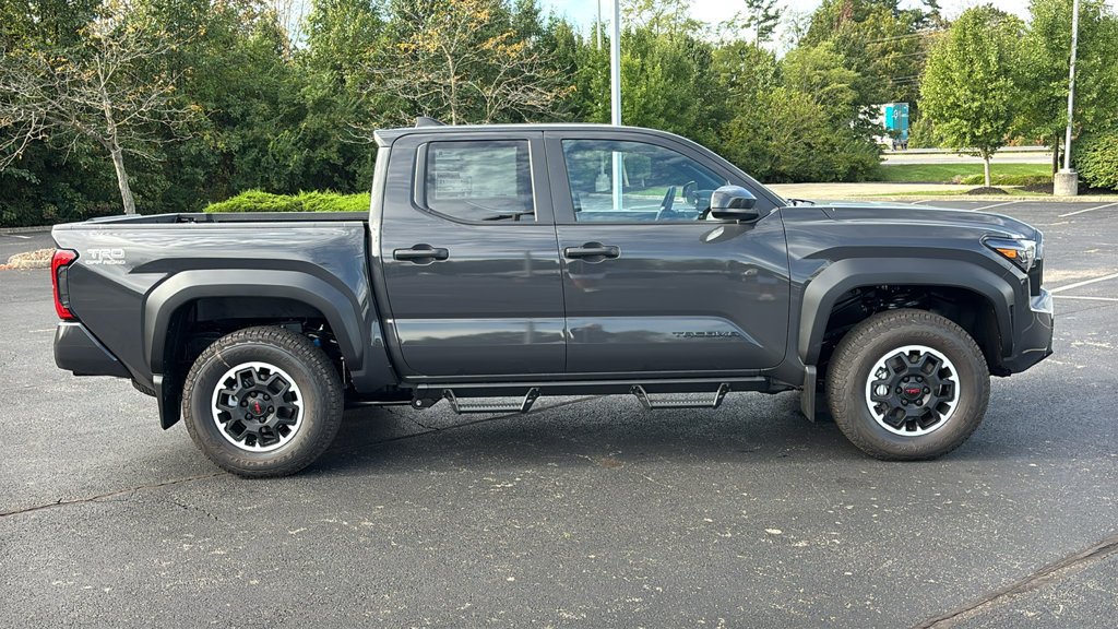 New 2026 Toyota Tacoma TRD Off-Road AWD/4WD image 24