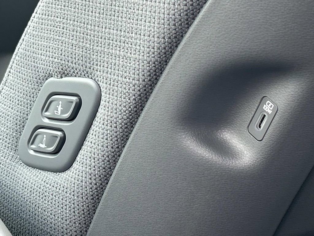 New 2026 Hyundai Ioniq 9 SE image 23