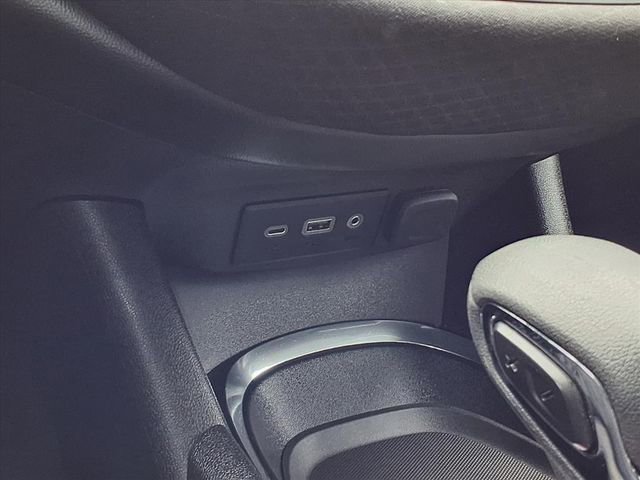 Used 2023 Chevrolet Malibu LT image 13