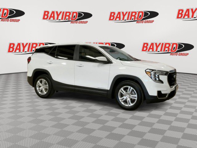 Used 2024 GMC Terrain SLE FWD image 2