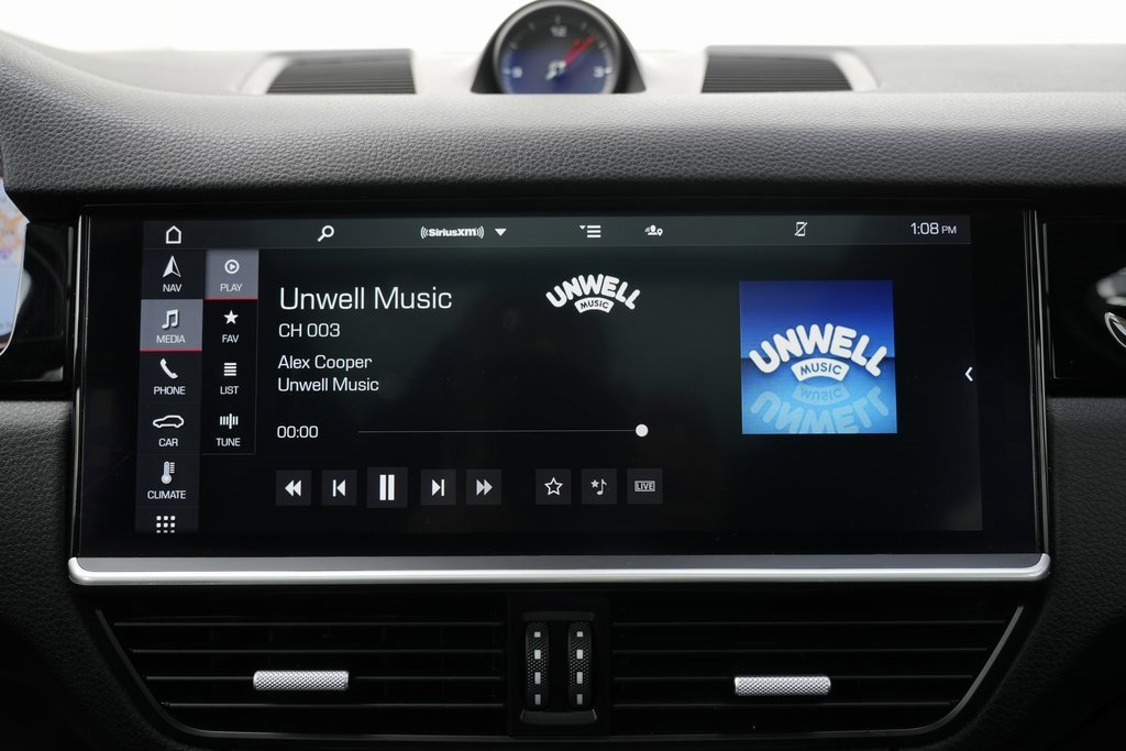 Used 2020 Porsche Cayenne image 58