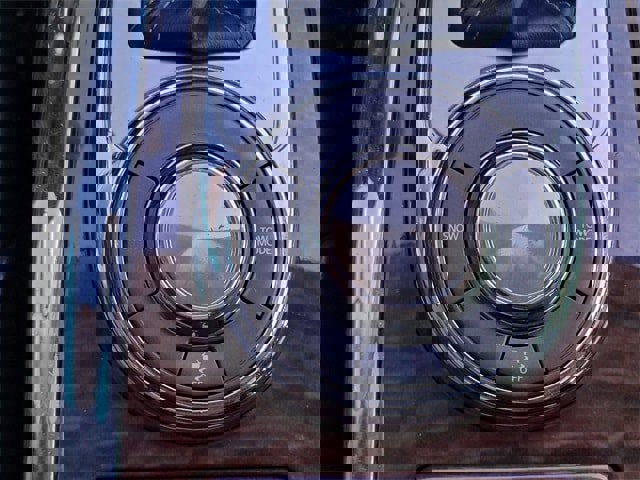 Used 2020 Nissan Armada Platinum image 22