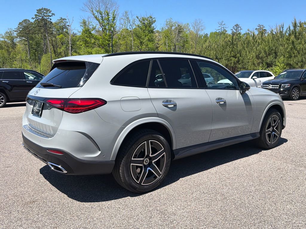 Used 2026 Mercedes-Benz GLC 300 image 12