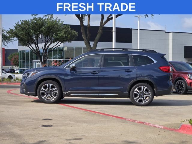 Used 2023 Subaru Ascent Limited w/ Technology Package AWD/4WD image 4
