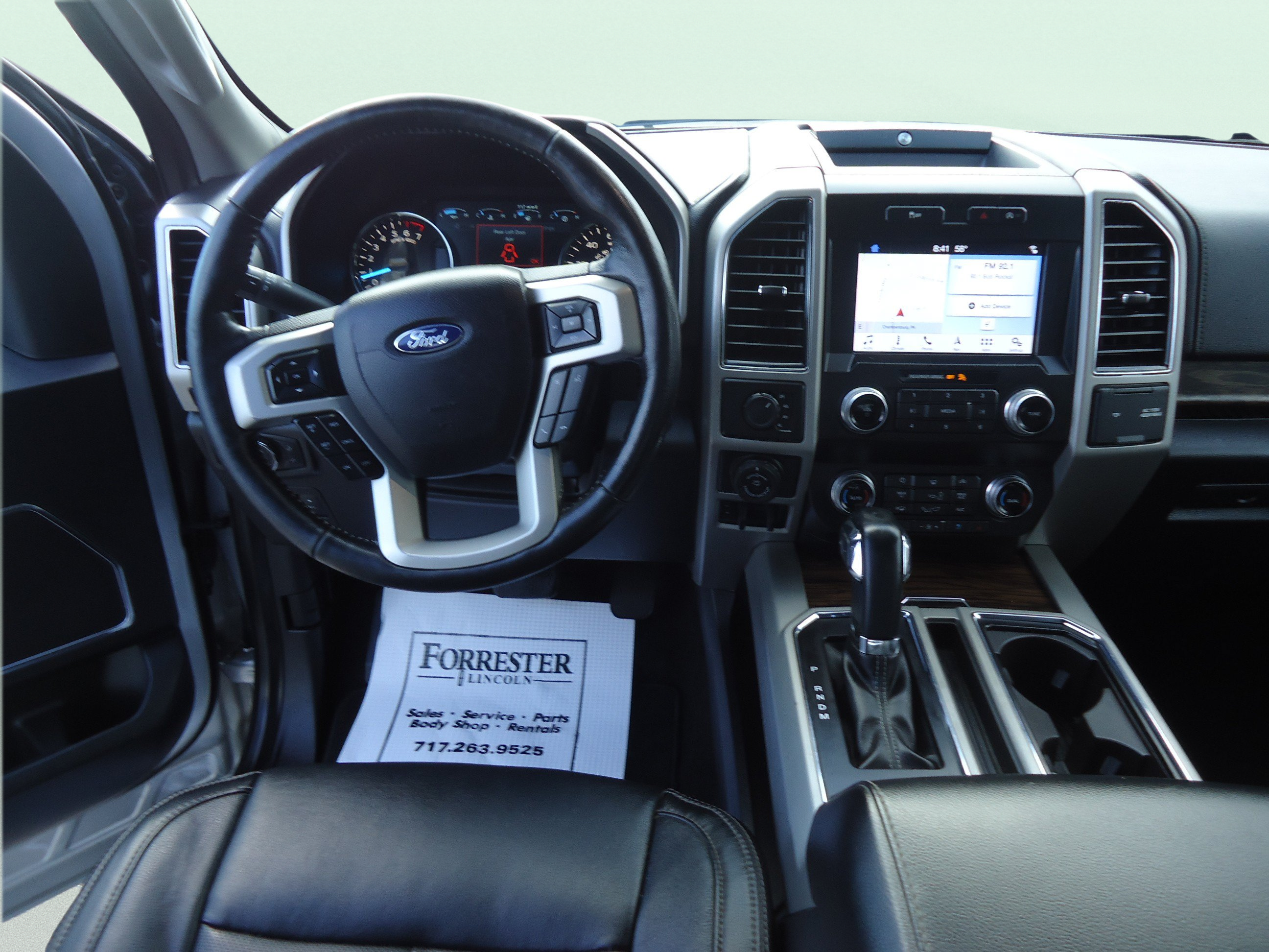 Used 2019 Ford F150 Lariat w/ Equipment Group 502A Luxury AWD/4WD image 13