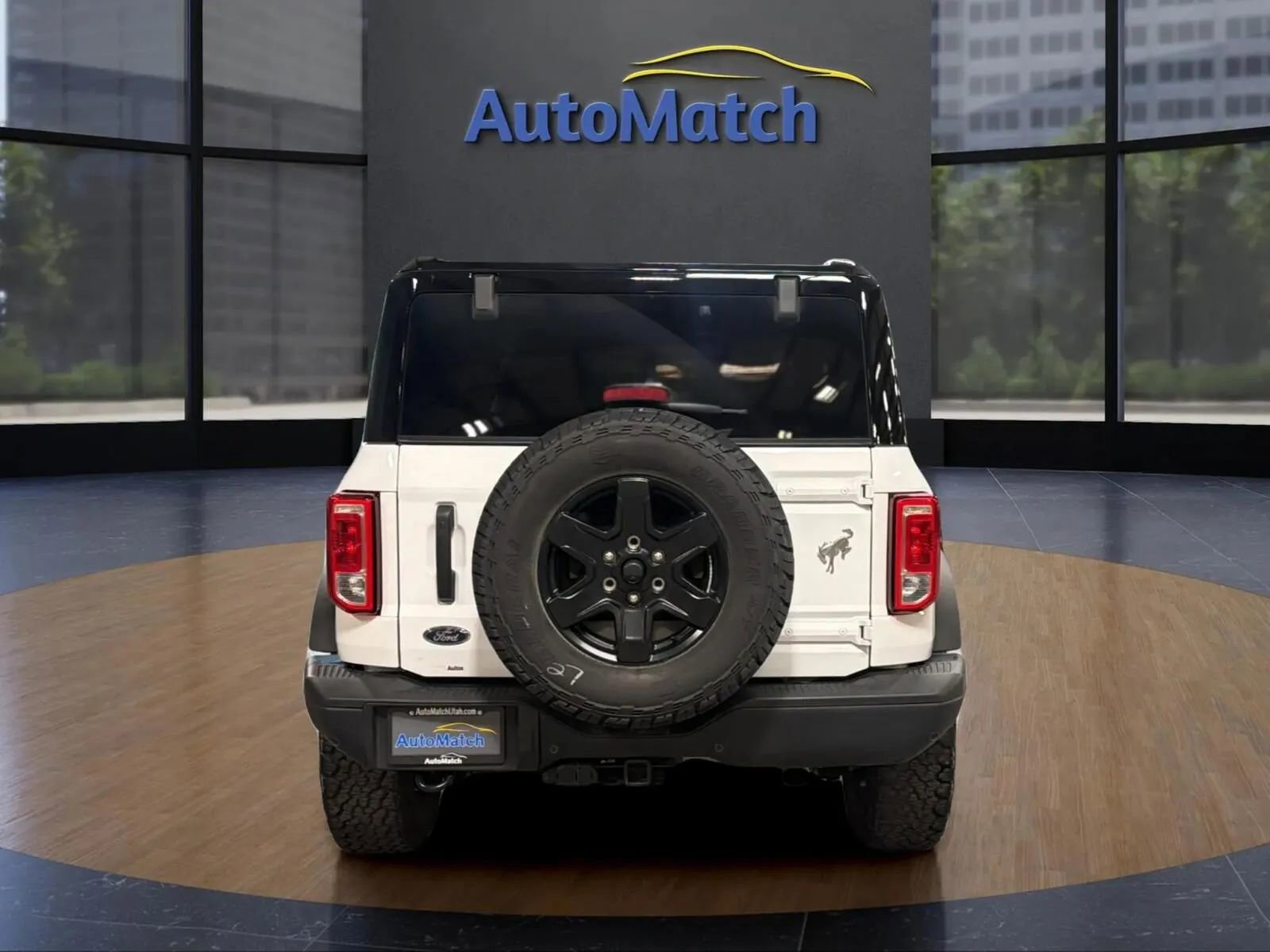 Used 2024 Ford Bronco Black Diamond image 10