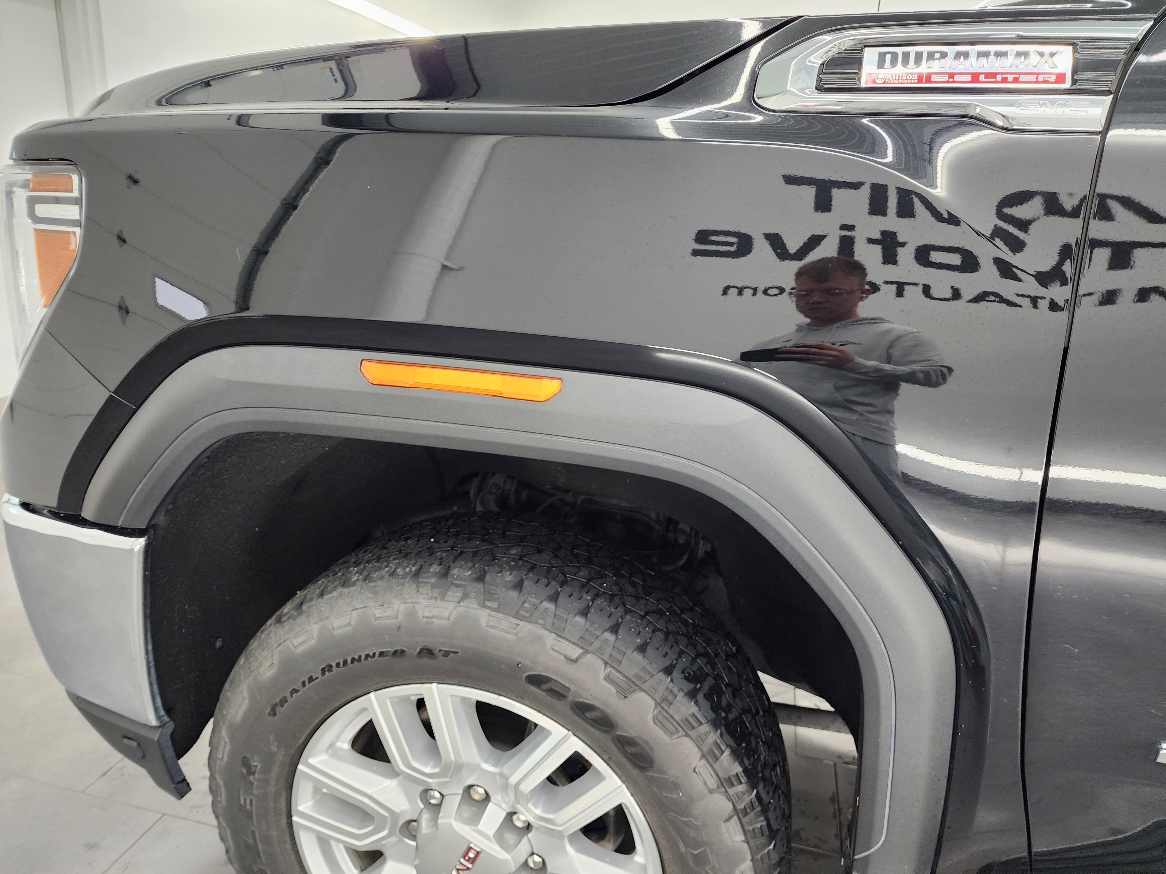 Used 2022 GMC Sierra 2500 SLT w/ LPO, GMC Protection Package image 33