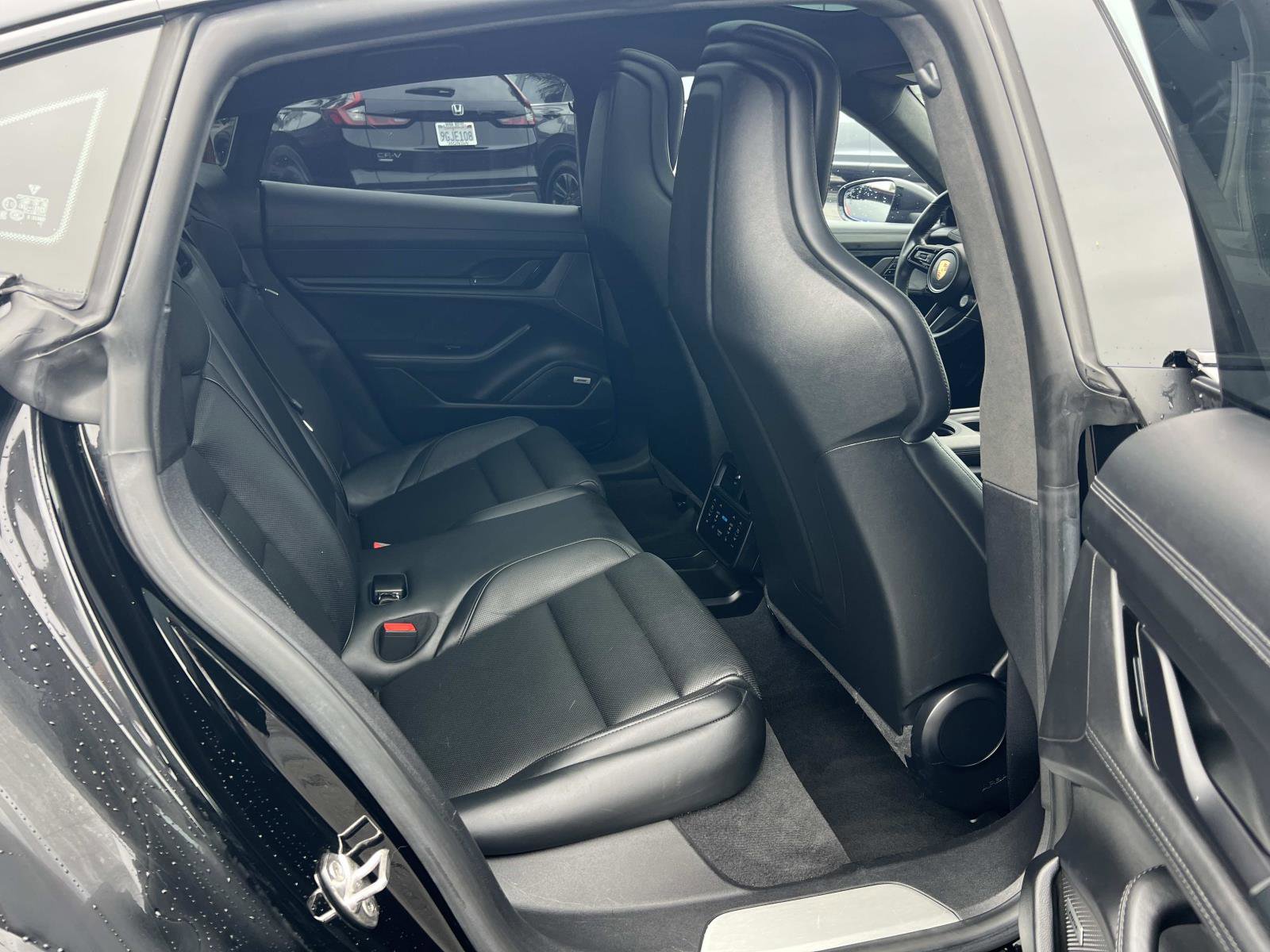 Used 2020 Porsche Taycan Turbo AWD/4WD image 32
