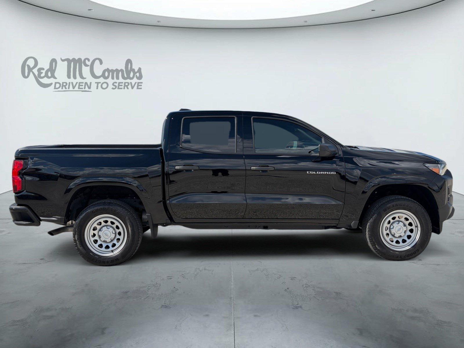 Used 2026 Chevrolet Colorado W/T w/ Advanced Trailering Package RWD image 4