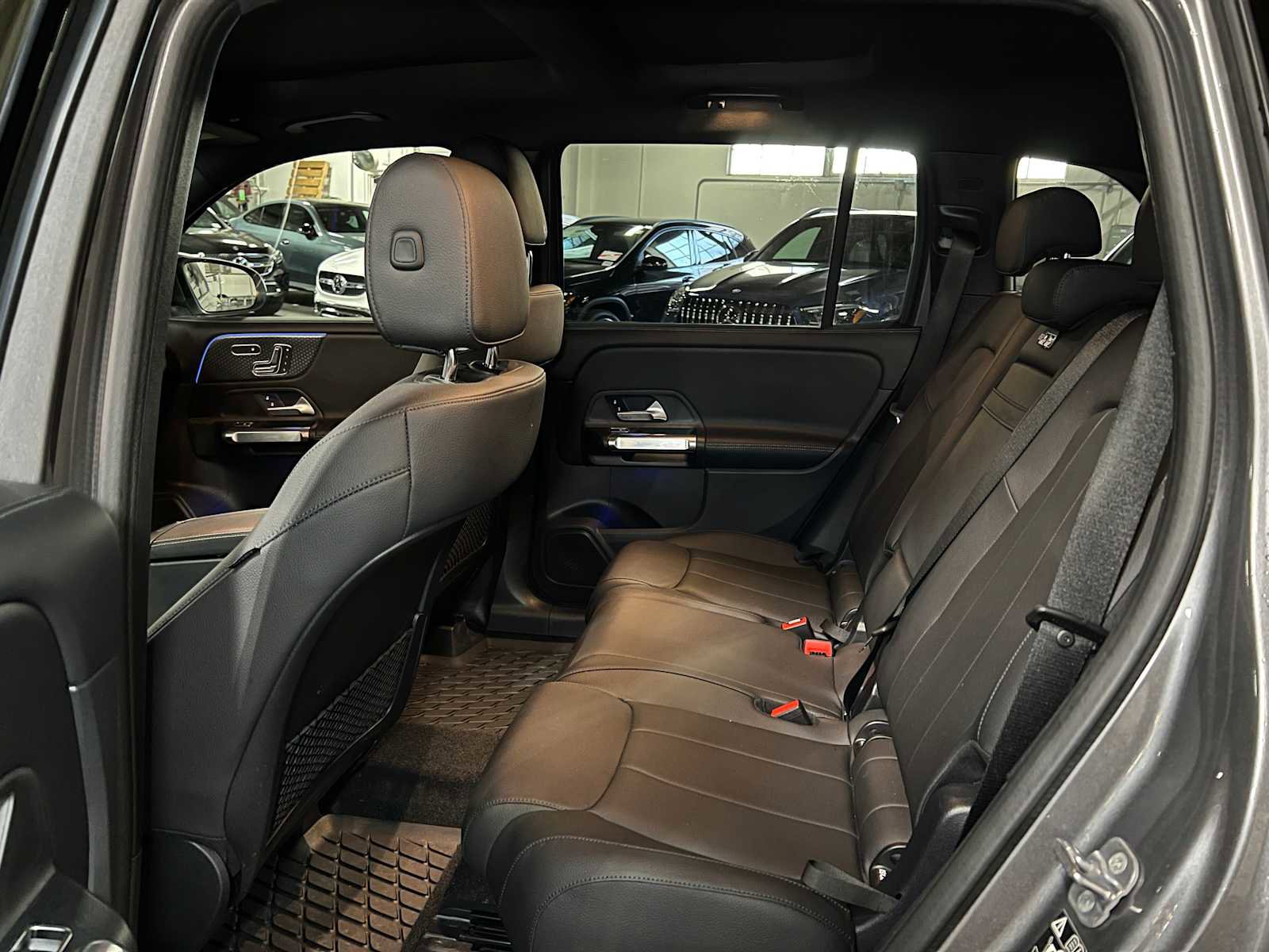 Certified 2025 Mercedes-Benz GLB 250 4MATIC image 18
