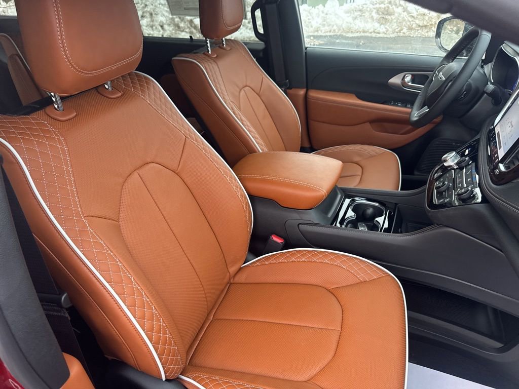 New 2026 Chrysler Pacifica Pinnacle image 63