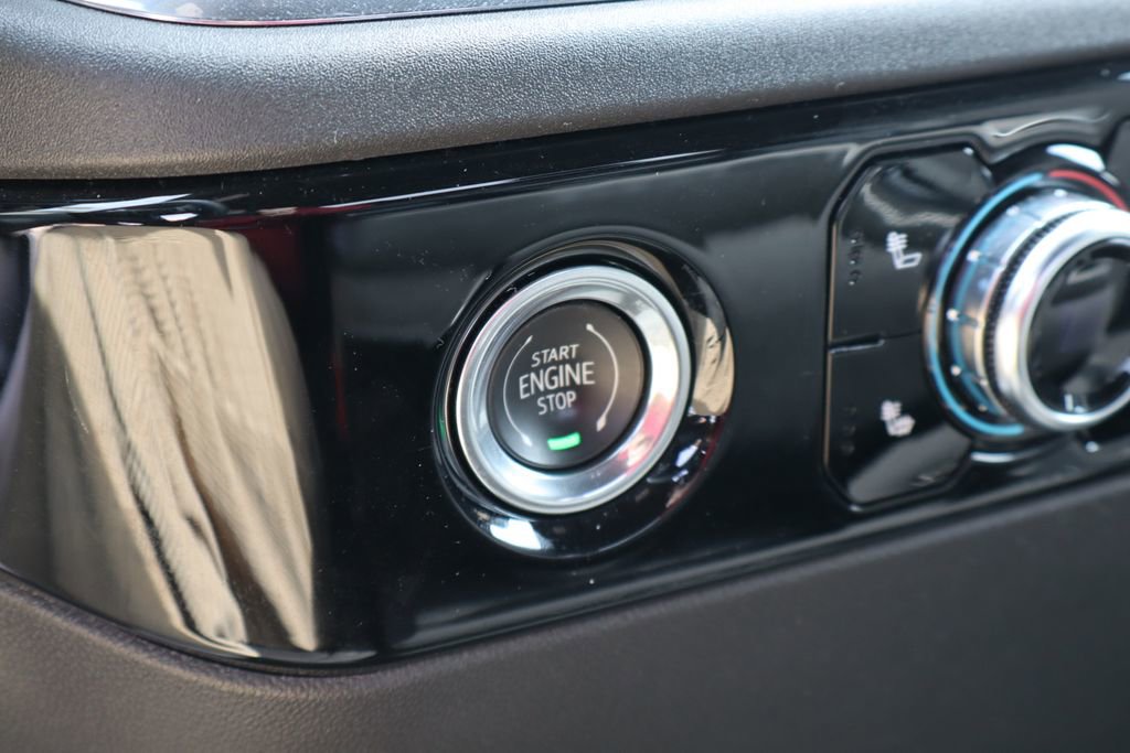 Used 2023 GMC Sierra 1500 Elevation image 19