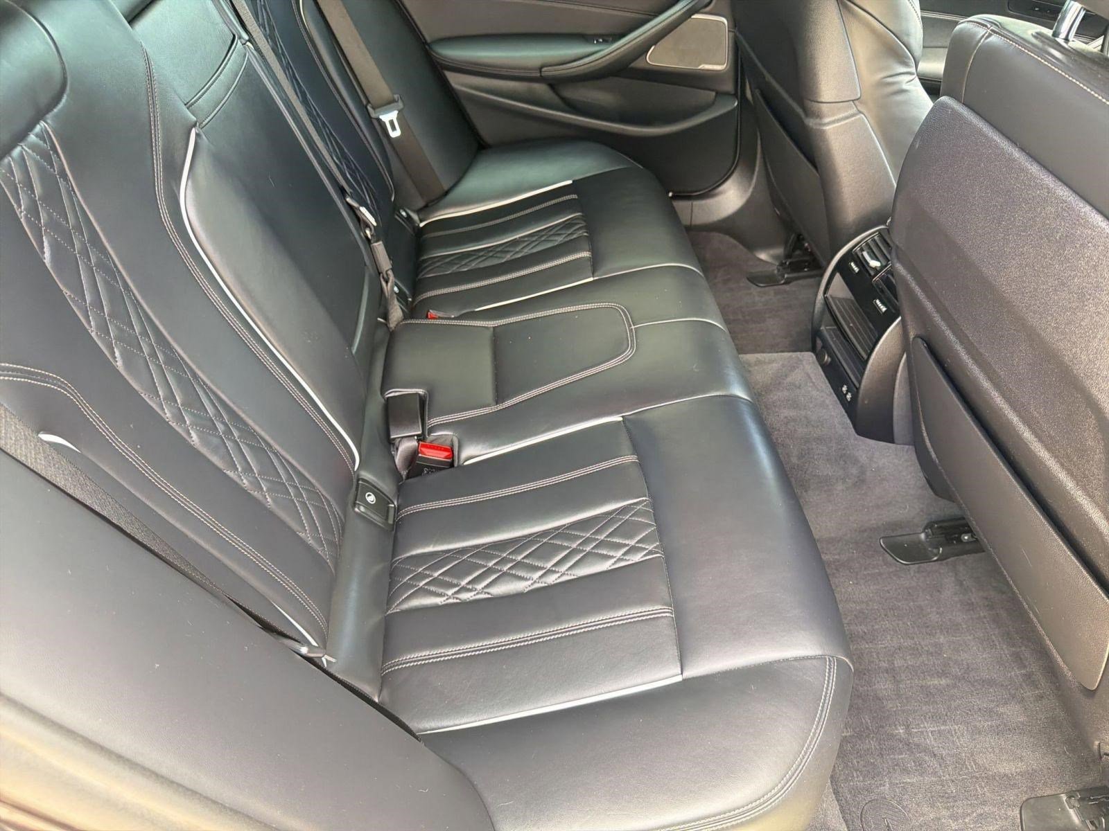 Certified 2022 BMW 540i w/ M Sport Package RWD image 30