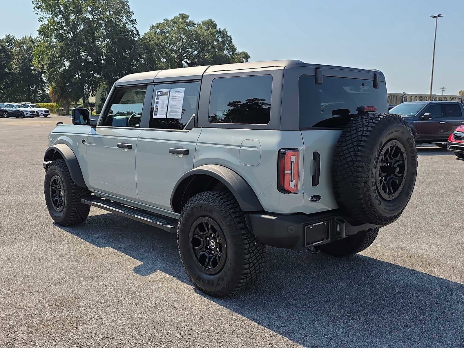 Used 2024 Ford Bronco Wildtrak image 7