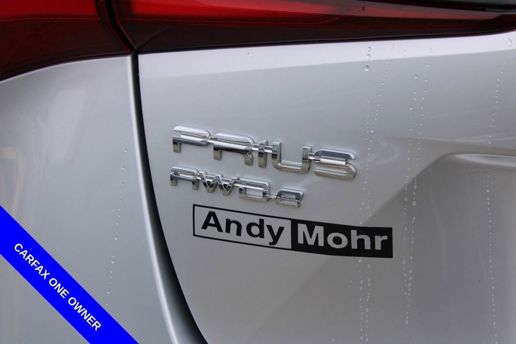 Used 2020 Toyota Prius LE image 9