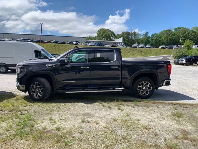 Used 2023 GMC Sierra 1500 SLT w/ SLT Premium Package AWD/4WD image 5