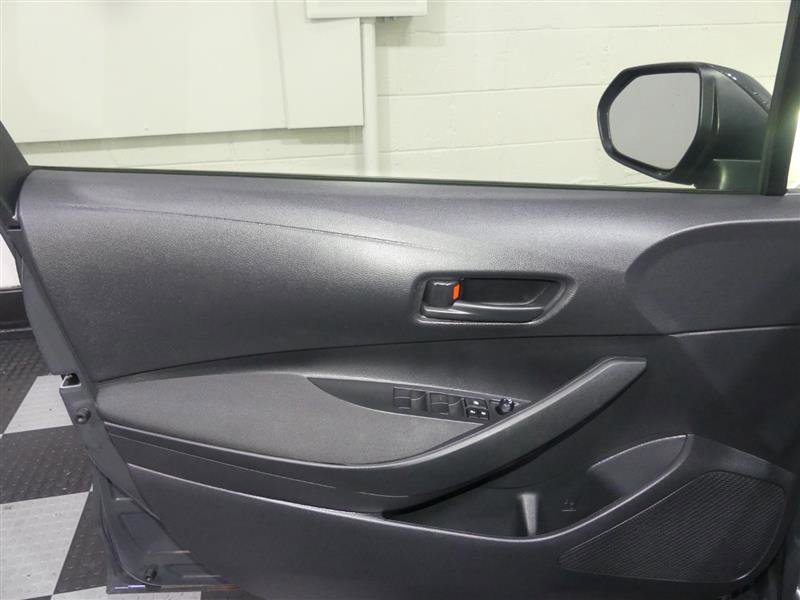 Used 2023 Toyota Corolla LE w/ Carpet Mat Package (TMS) image 17