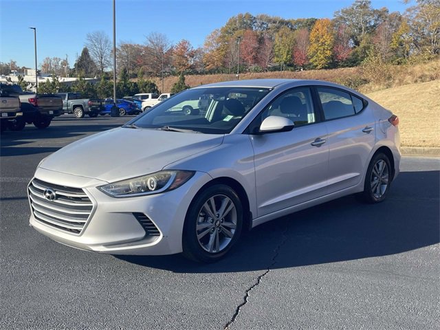 Used 2018 Hyundai Elantra SEL video 3