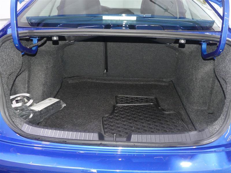 Used 2024 Volkswagen Jetta SE FWD image 9
