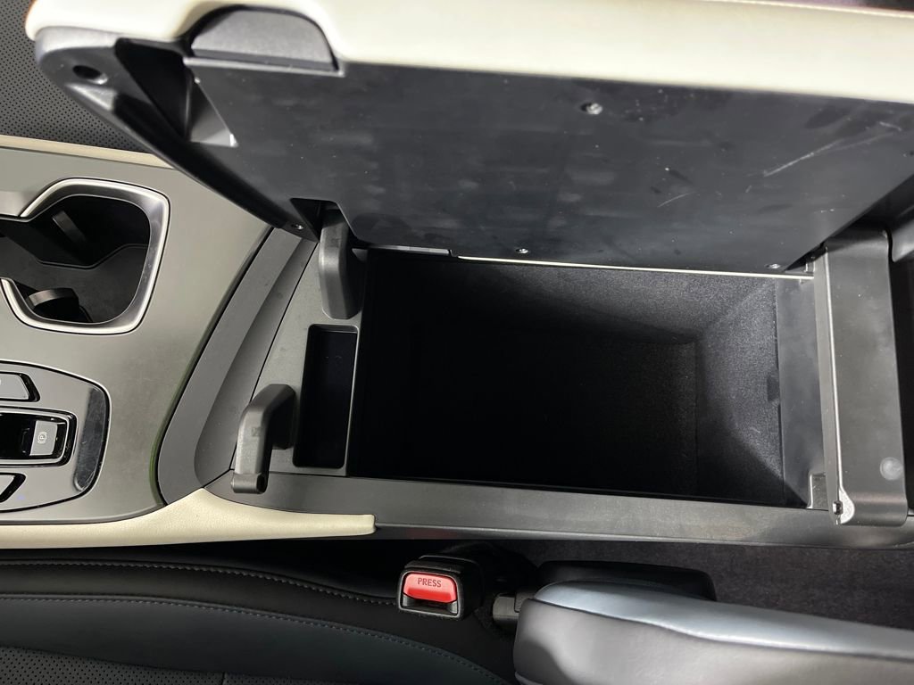 Used 2023 Lexus RZ 450e Premium image 23