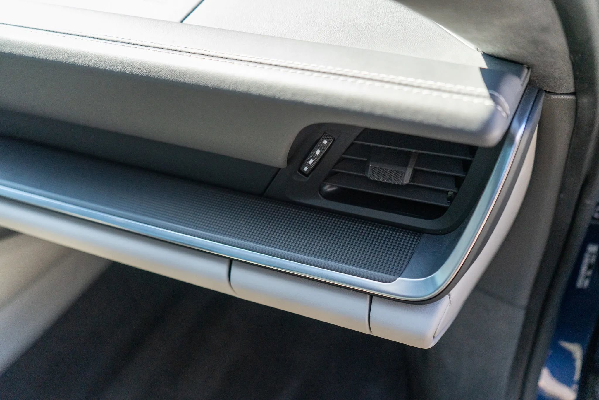 Used 2021 Porsche 911 Turbo image 60