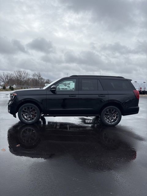 New 2025 Ford Expedition Platinum w/ Stealth Performance Package image 5