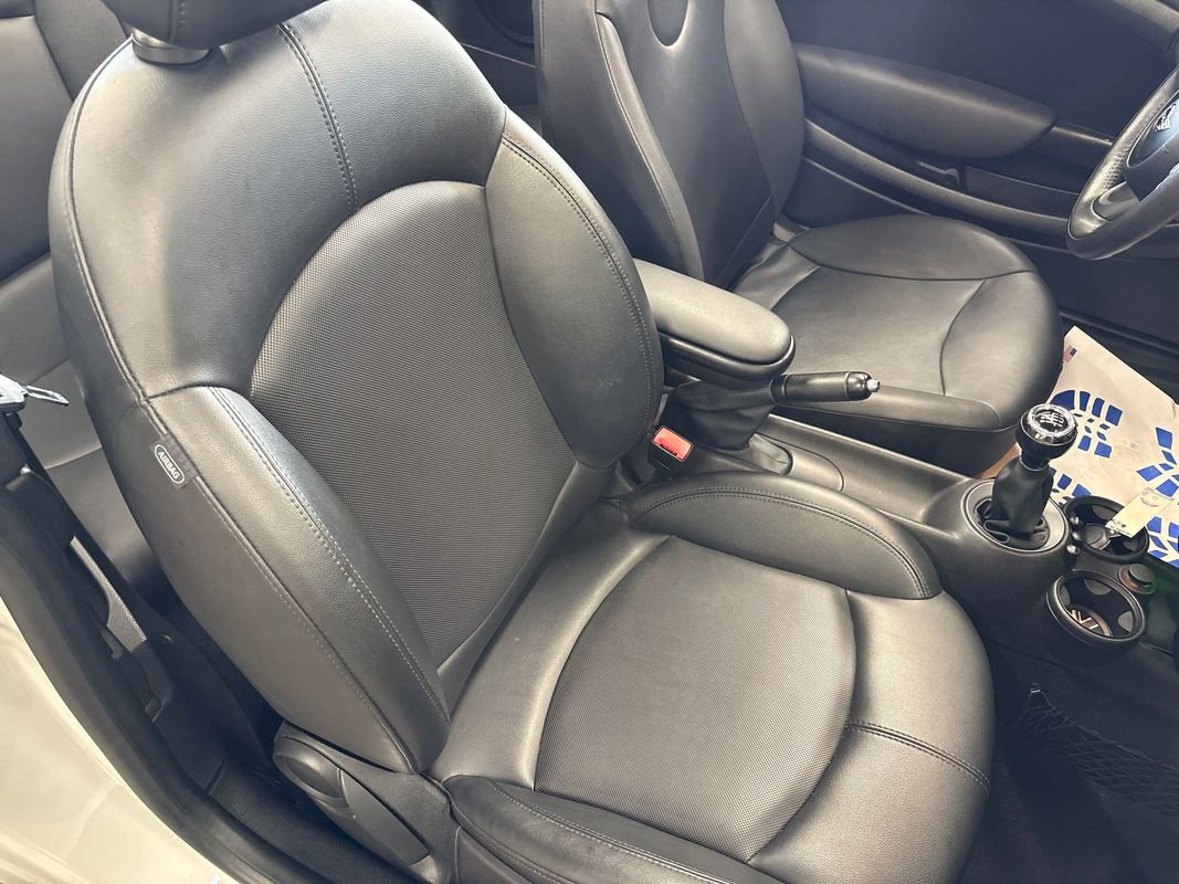 Used 2013 MINI Cooper Convertible FWD image 48