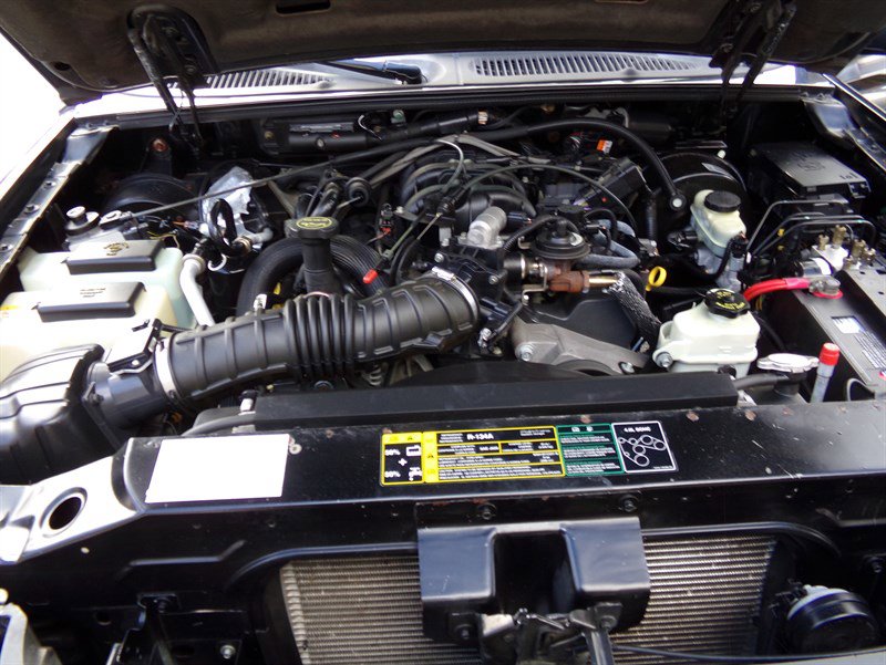 Used 2004 Ford Explorer Sport Trac XLT AWD/4WD image 72
