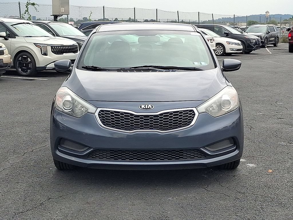 Used 2016 Kia Forte LX FWD image 2