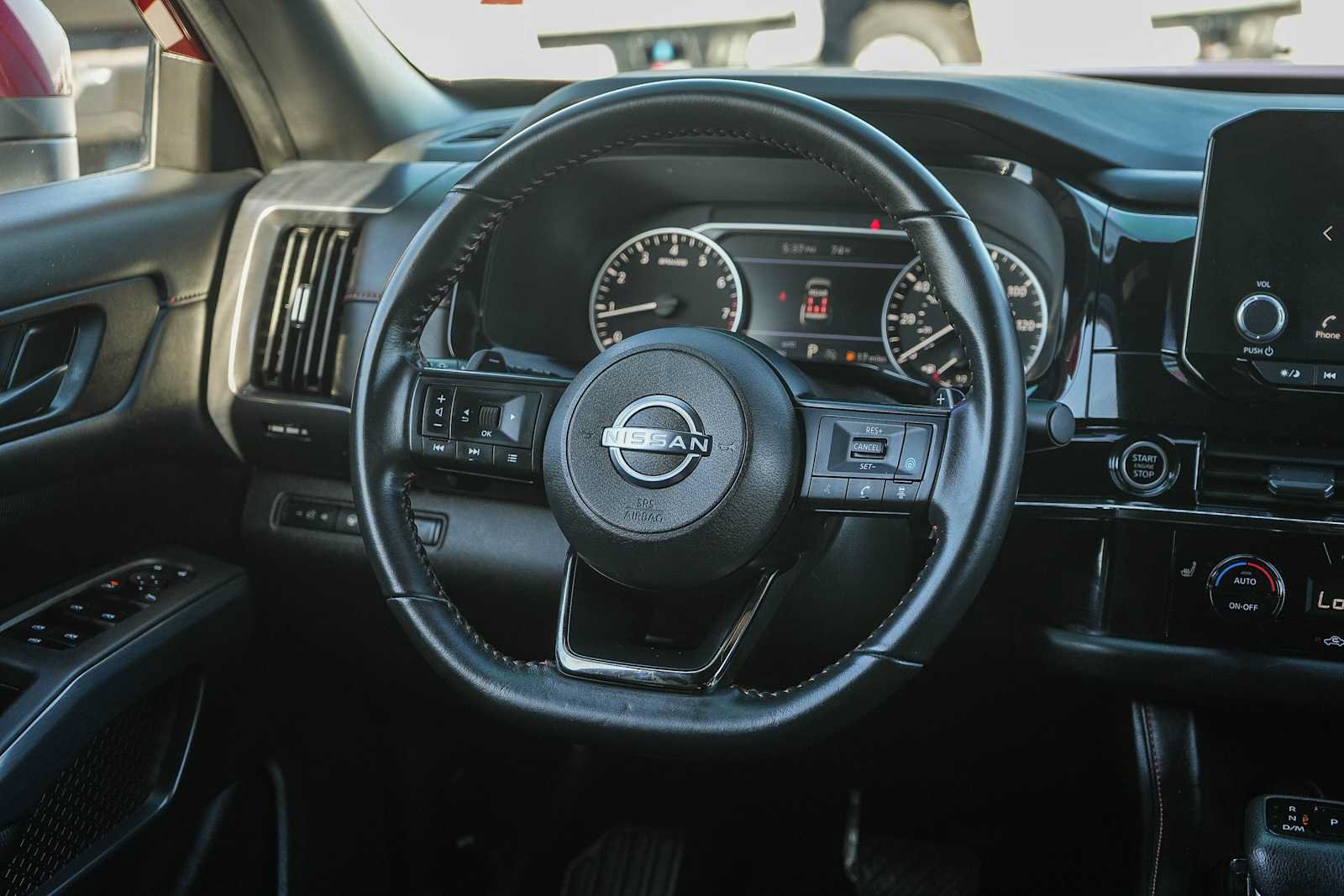 Used 2024 Nissan Pathfinder Rock Creek AWD/4WD image 15